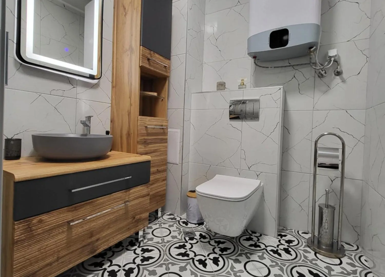 Sea View Luxury Appartment Warna Apartment