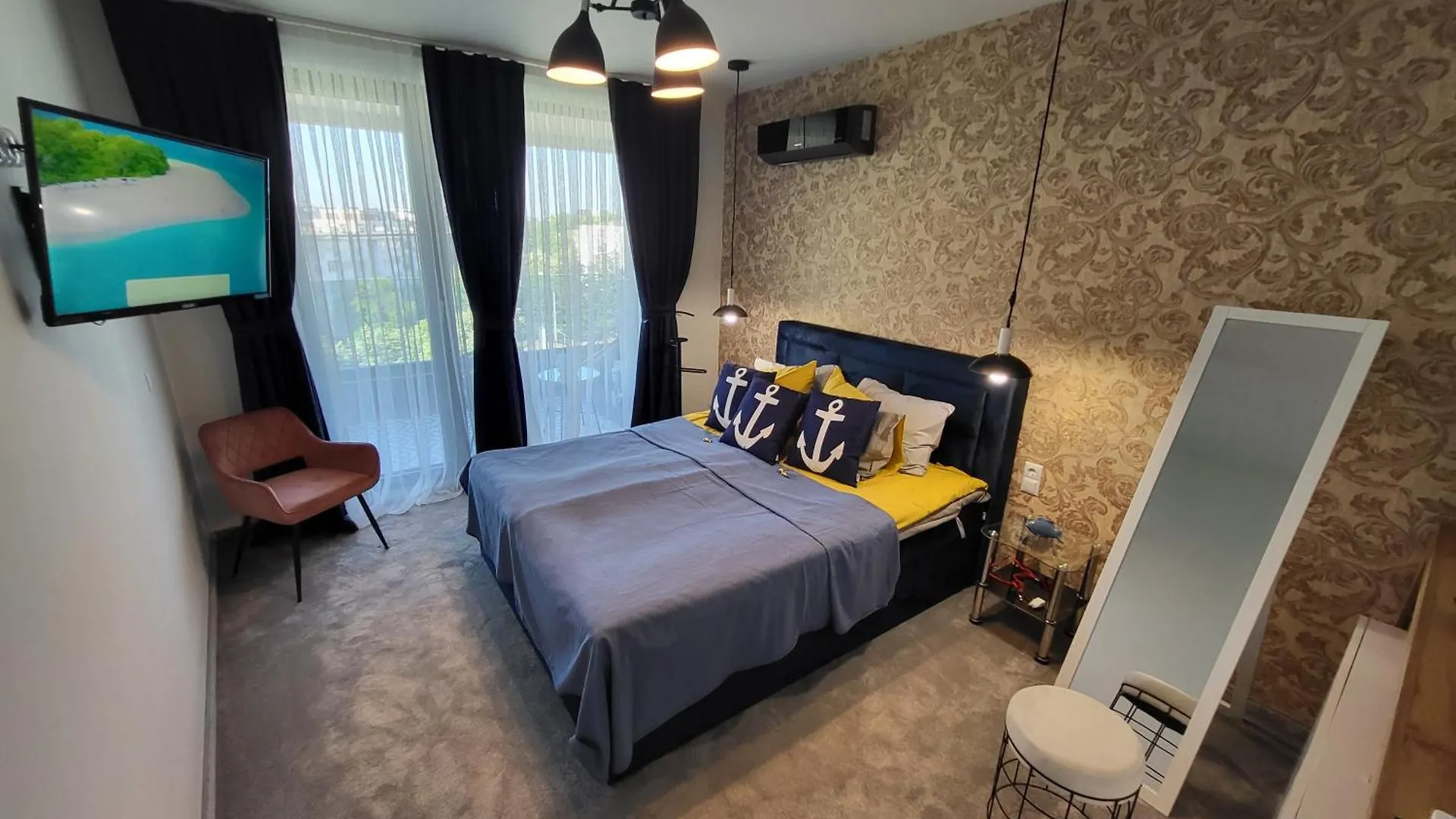 Sea View Luxury Appartment Warna 0*,